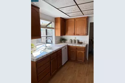 215 Bridgeside Cir, Danville, CA 94506 - Photo 7