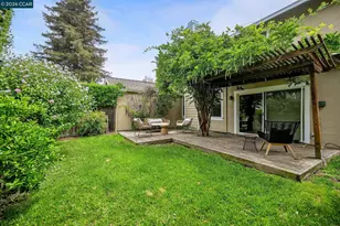 215 Bridgeside Cir, Danville, CA 94506 - Photo 9