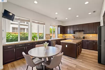 2466 Yosemite Way, Discovery Bay, CA 94505 - Photo 15