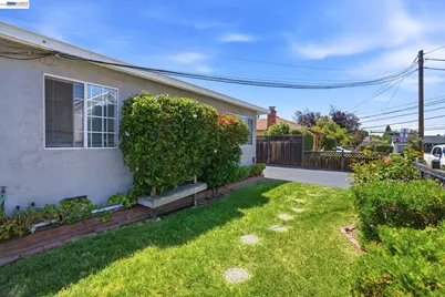 1318 Hudson St, Redwood City, CA 94061 - Photo 5