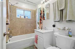 1318 Hudson St, Redwood City, CA 94061 - Photo 27