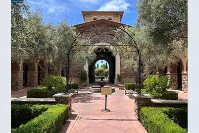 3373 Central Pkwy, Dublin, CA 94568 - Photo 43