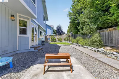 9111 Piccadilly Circle, Windsor, CA 95492 - Photo 31