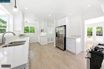 5828 Moraga Ave, Oakland, CA 94611 - Photo 17