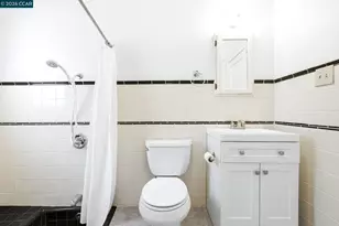5828 Moraga Ave, Oakland, CA 94611 - Photo 47