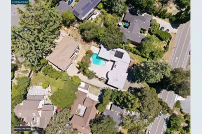 5828 Moraga Ave, Oakland, CA 94611 - Photo 59