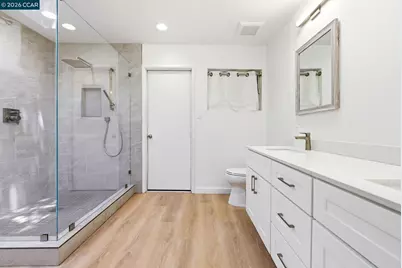 5828 Moraga Ave, Oakland, CA 94611 - Photo 29