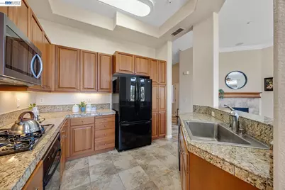 79 Meritage Cmn #101, Livermore, CA 94551 - Photo 17