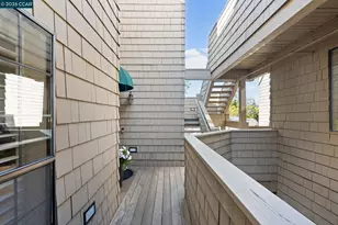 443 College Ave, Palo Alto, CA 94306 - Photo 45