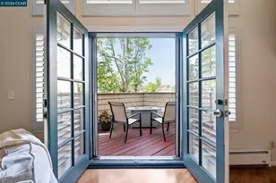 443 College Ave, Palo Alto, CA 94306 - Photo 9