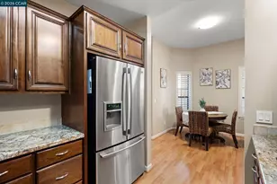 443 College Ave, Palo Alto, CA 94306 - Photo 17