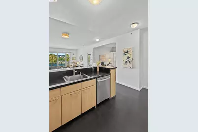1 Lakeside Dr #411, Oakland, CA 94612 - Photo 7