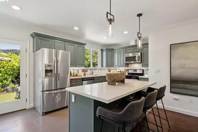 2420 Carmel St, Oakland, CA 94602 - Photo 17