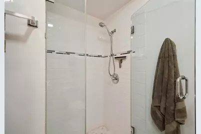 2420 Carmel St, Oakland, CA 94602 - Photo 43
