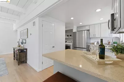 532 Tyrella Ave #9, Mountain View, CA 94043 - Photo 11