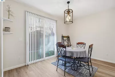 10856 Glengarry Lane, Dublin, CA 94568 - Photo 11