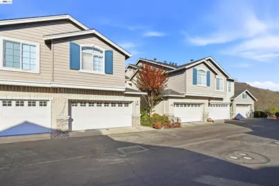 10856 Glengarry Lane, Dublin, CA 94568 - Photo 3