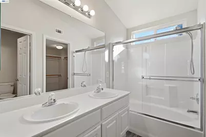 10856 Glengarry Lane, Dublin, CA 94568 - Photo 15