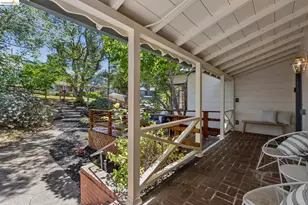 2380 Leimert Blvd, Oakland, CA 94602 - Photo 9