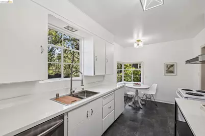 2380 Leimert Blvd, Oakland, CA 94602 - Photo 41