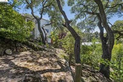 2380 Leimert Blvd, Oakland, CA 94602 - Photo 75