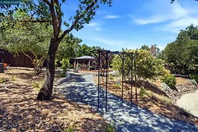 3196 Diablo View Rd, Lafayette, CA 94549 - Photo 43