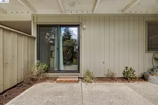 1070 Mercedes Ave, Los Altos, CA 94022 - Photo 29