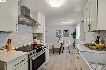 1070 Mercedes Ave #16, Los Altos, CA 94022 - Photo 15