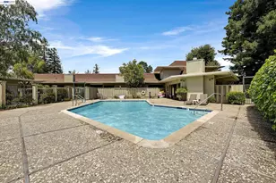 1070 Mercedes Ave, Los Altos, CA 94022 - Photo 33
