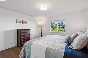 6153 Girvin Dr, Oakland, CA 94611 - Photo 57