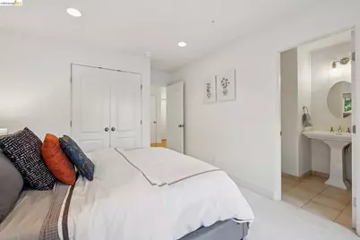6153 Girvin Dr, Oakland, CA 94611 - Photo 31