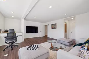 6153 Girvin Dr, Oakland, CA 94611 - Photo 37