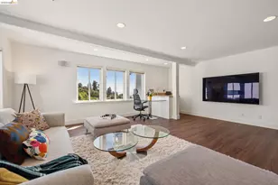 6153 Girvin Dr, Oakland, CA 94611 - Photo 35
