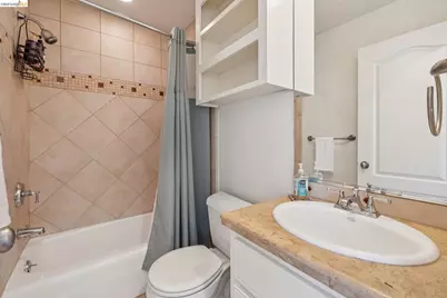 6153 Girvin Dr, Oakland, CA 94611 - Photo 37