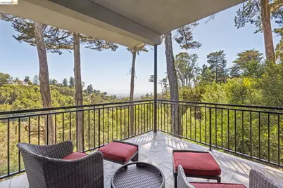 6153 Girvin Dr, Oakland, CA 94611 - Photo 47