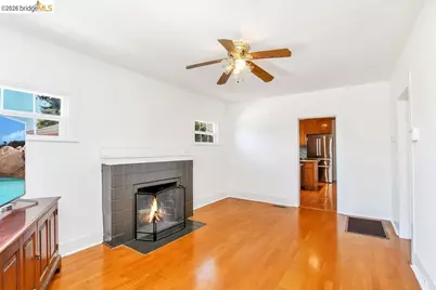 2921 Eastman Ave, Oakland, CA 94619 - Photo 5