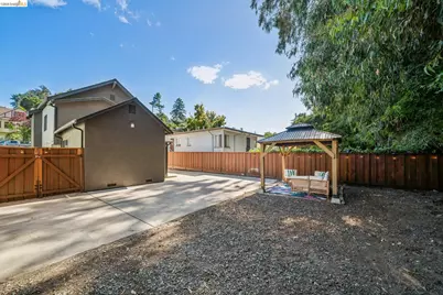 3223 Courtland Ave, Oakland, CA 94619 - Photo 45