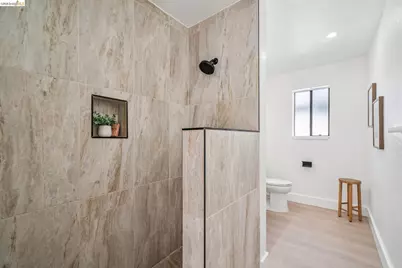 3223 Courtland Ave, Oakland, CA 94619 - Photo 21