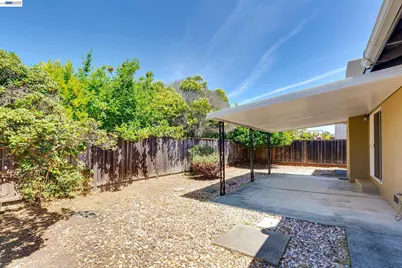 1017 Island Dr, Alameda, CA 94502 - Photo 17