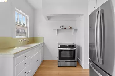 647 Beacon St, Oakland, CA 94610 - Photo 9