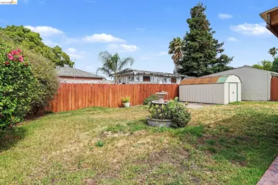 249 Madison Avenue, Bay Point, CA 94565 - Photo 13