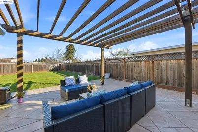 32301 Ruth Ct, Union City, CA 94587 - Photo 27