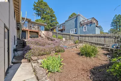 98 Fairlawn Dr, Berkeley, CA 94708 - Photo 63