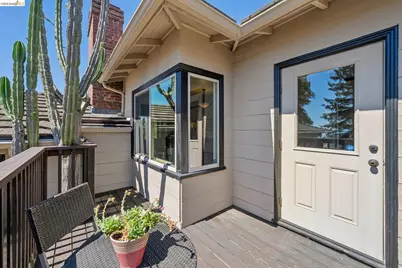 98 Fairlawn Dr, Berkeley, CA 94708 - Photo 37