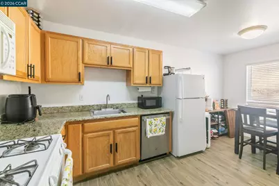 1366 Callen St #B, Vacaville, CA 95688 - Photo 7
