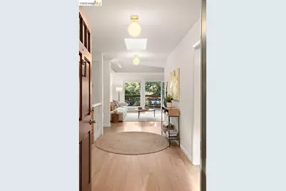 38 Drake Ln, Oakland, CA 94611 - Photo 5