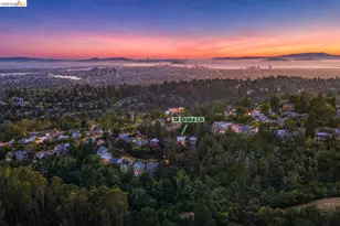 38 Drake Ln, Oakland, CA 94611 - Photo 41