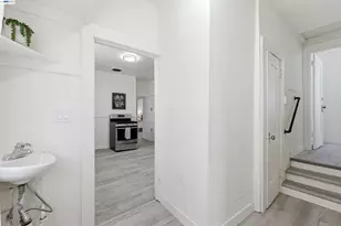 2049 Rutherford St, Oakland, CA 94601 - Photo 25