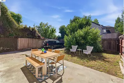 2049 Rutherford St, Oakland, CA 94601 - Photo 33