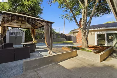 8023 Holanda Ln, Dublin, CA 94568 - Photo 19